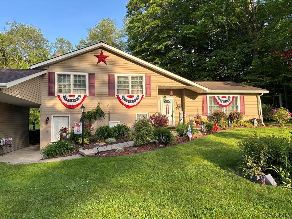 558 Fisher Road Springs, PA 15562 - Photo 1 of 16 Gallery Image 1