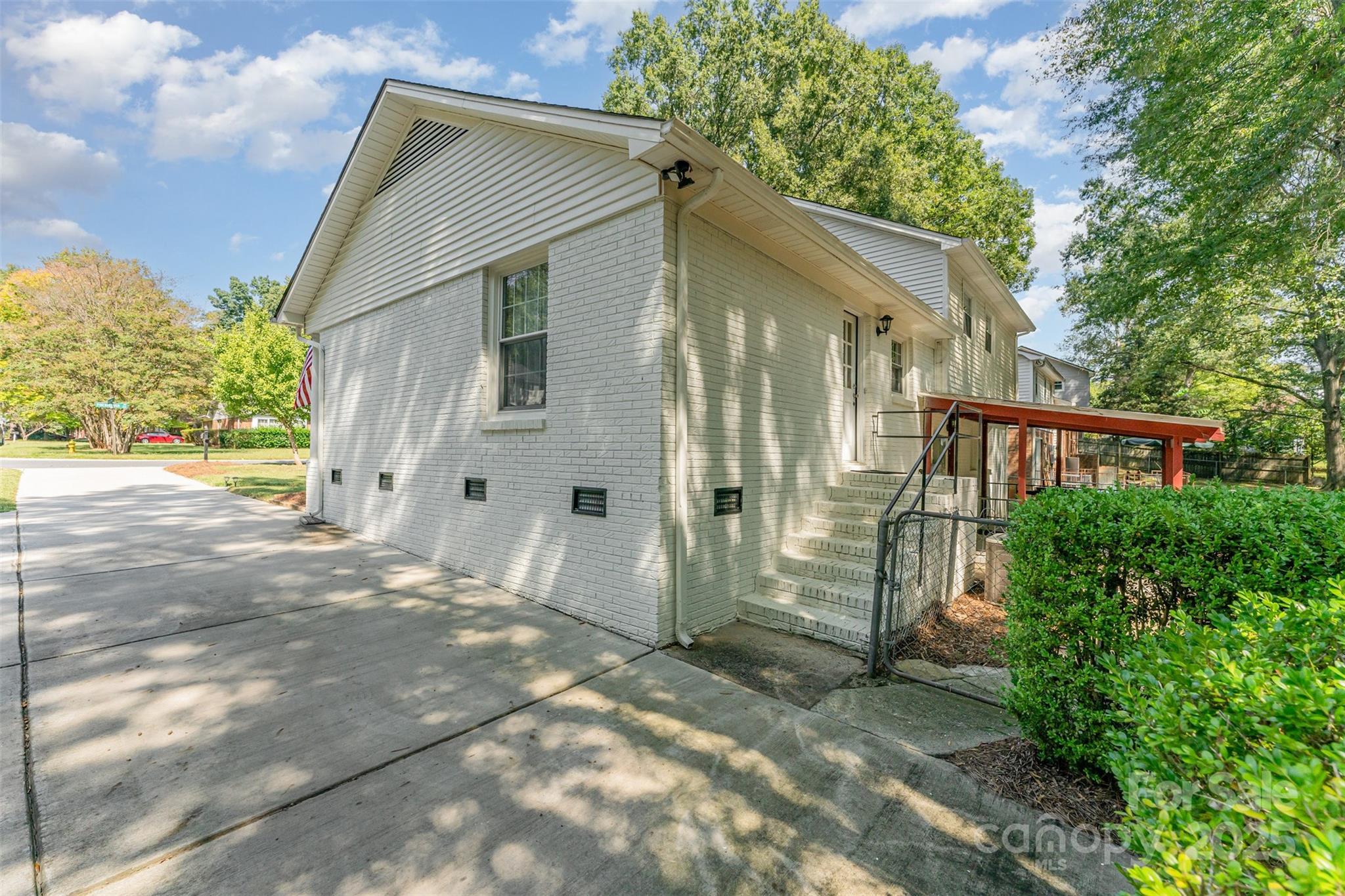 743 Pineborough Road Charlotte, NC 28212 - Photo 29 of 30