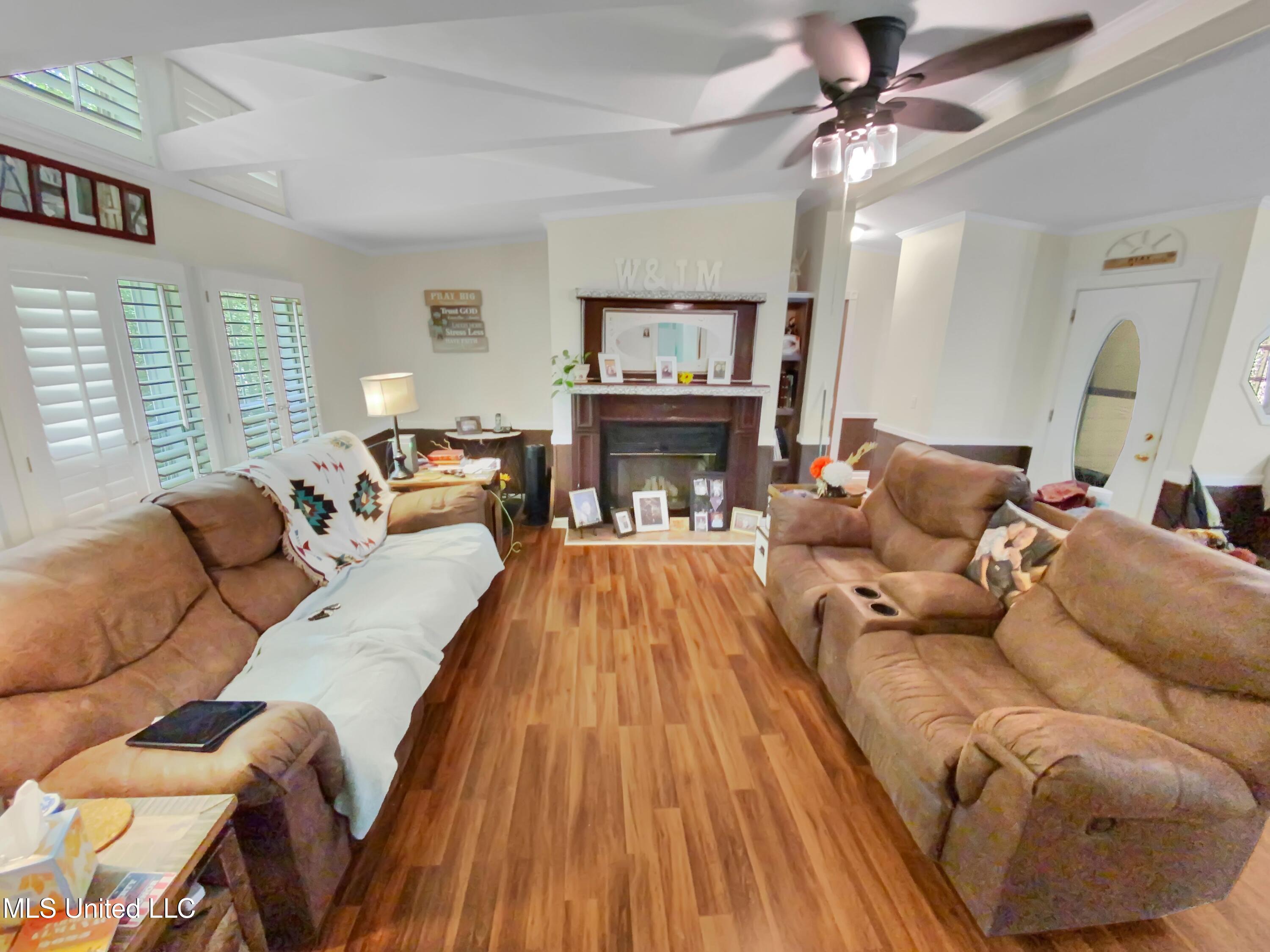 51 Rock Road Hattiesburg, MS 39401 - Photo 8 of 24 c6a5ba95-e976-4e5b-84bb-7b1d3f360a35