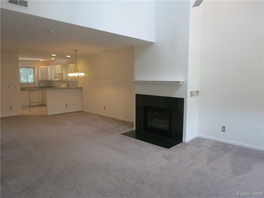 16956 Farmington Road, Unit 23 Livonia, MI 48154 - Photo 10 of 32