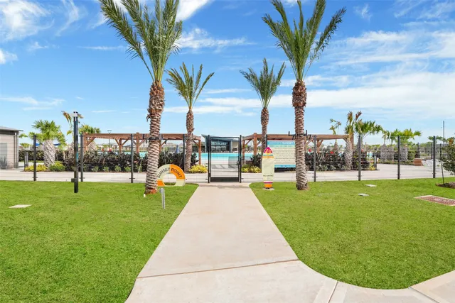 $3,200 | 153 Aurora Spgs Drive, Katy, TX 77493