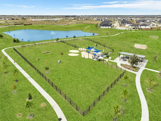 $3,200 | 153 Aurora Spgs Drive, Katy, TX 77493