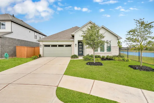 $3,200 | 153 Aurora Spgs Drive, Katy, TX 77493