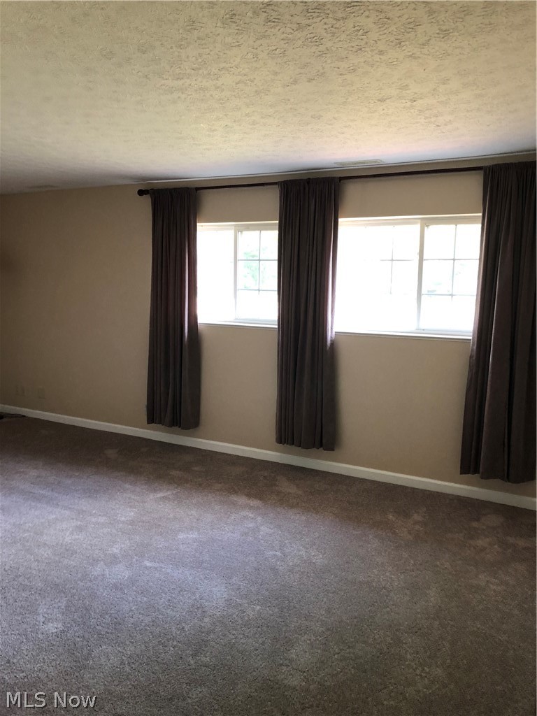 2445 Graham Road Stow, OH 44224 - Photo 4 of 25 Great room