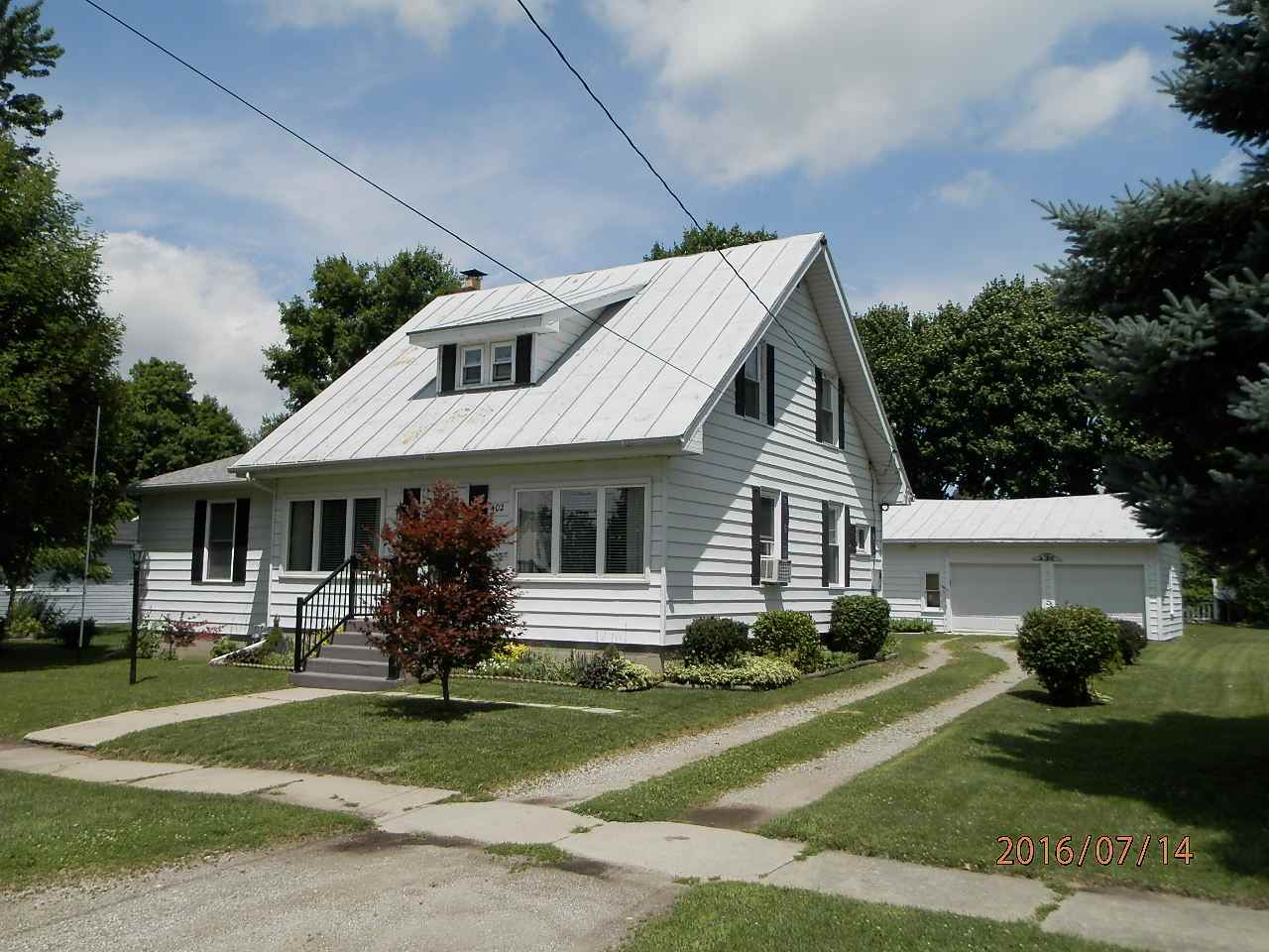 402 Spring Street Fremont, IN 46737 - Photo 1 of 33 Gallery Image 1