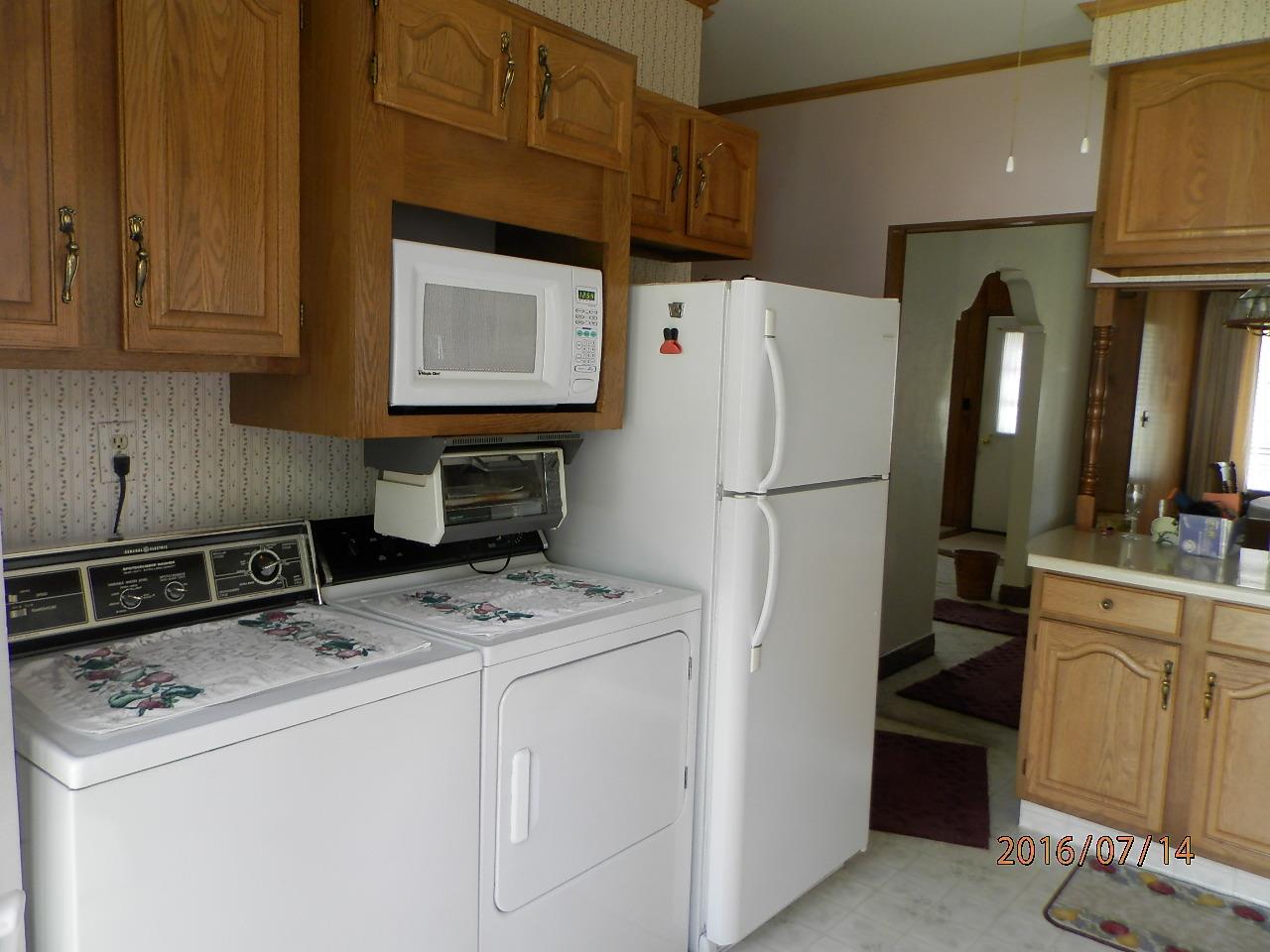 402 Spring Street Fremont, IN 46737 - Photo 15 of 33 Gallery Image 15