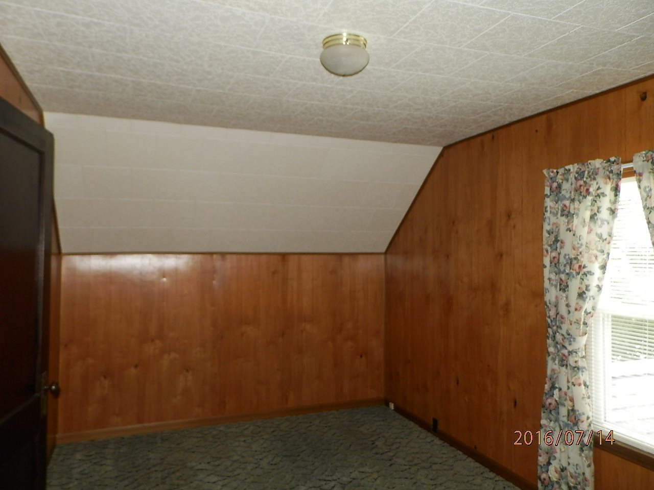 402 Spring Street Fremont, IN 46737 - Photo 27 of 33 Gallery Image 27