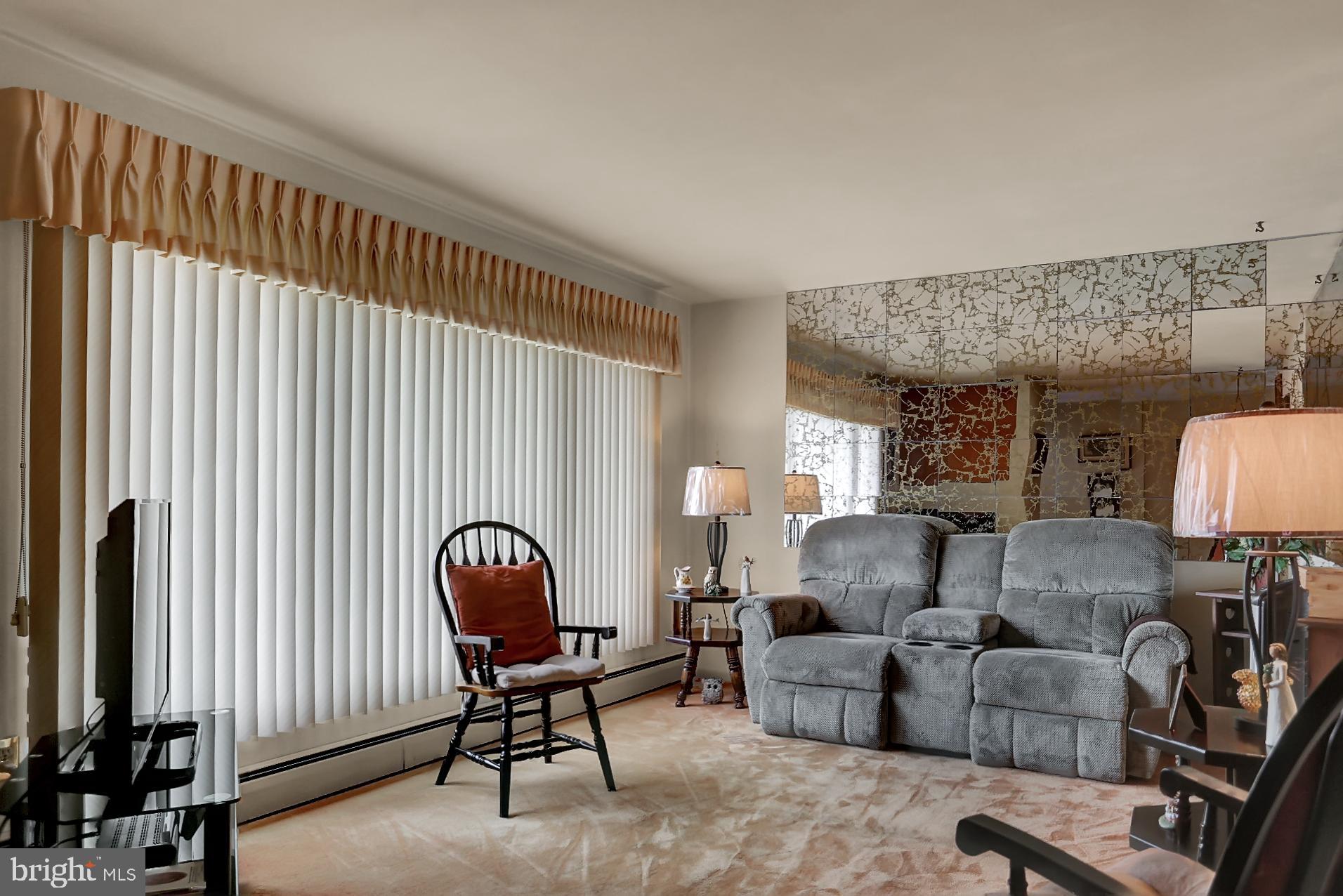 1519 Commonwealth Boulevard Reading, PA 19607 - Photo 4 of 19