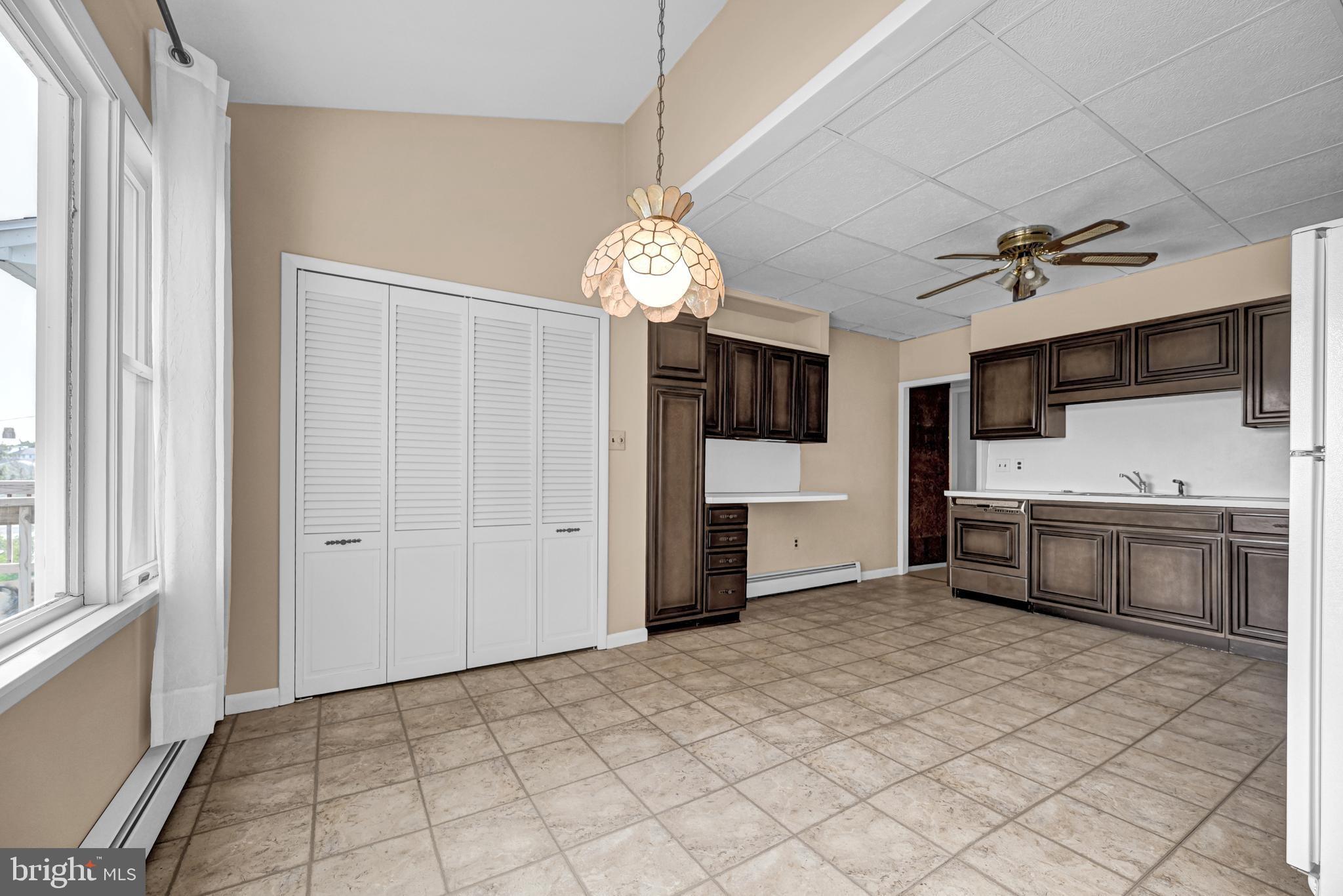 655 West Broadway Red Lion, PA 17356 - Photo 11 of 38