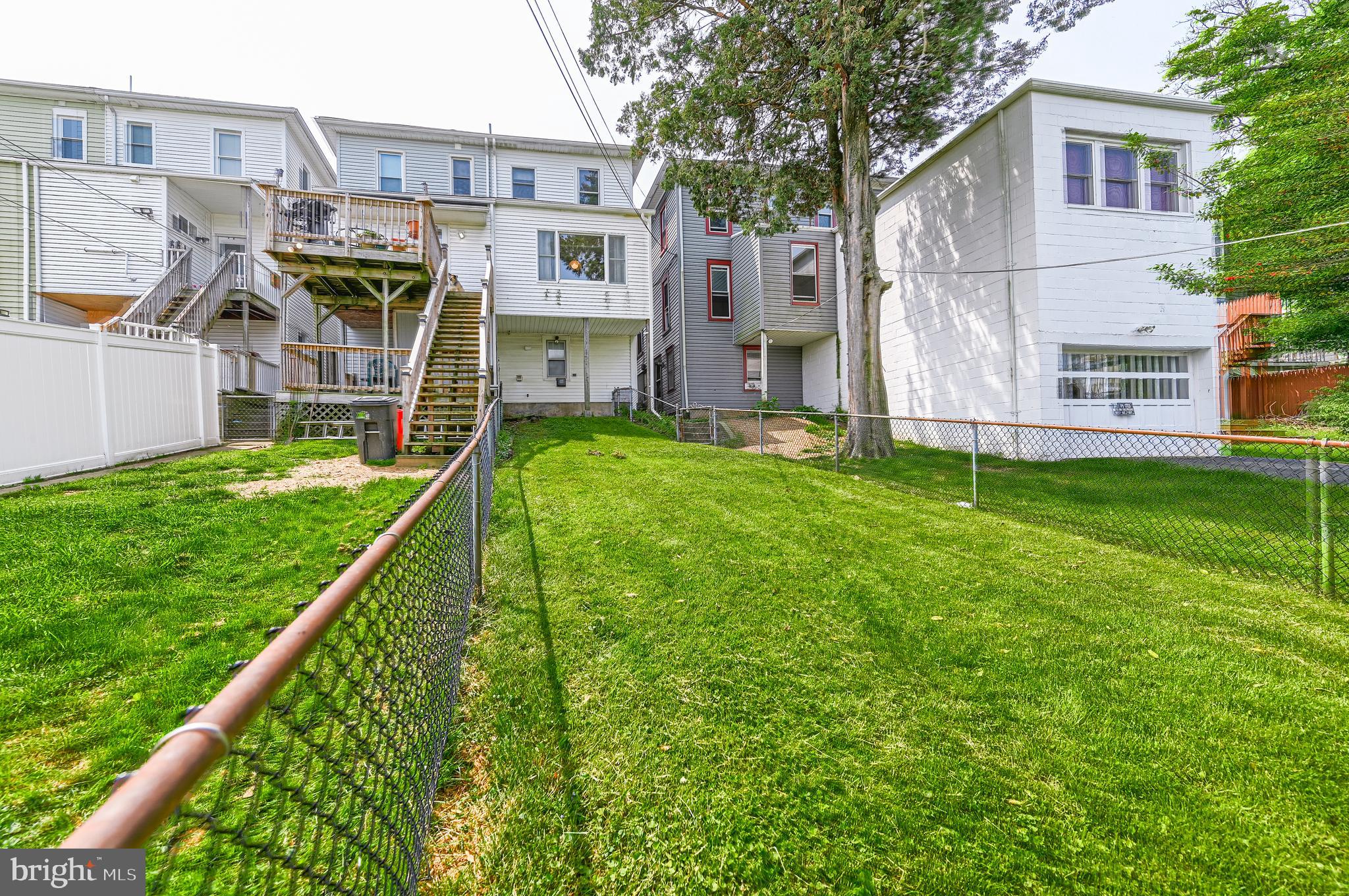 655 West Broadway Red Lion, PA 17356 - Photo 2 of 38
