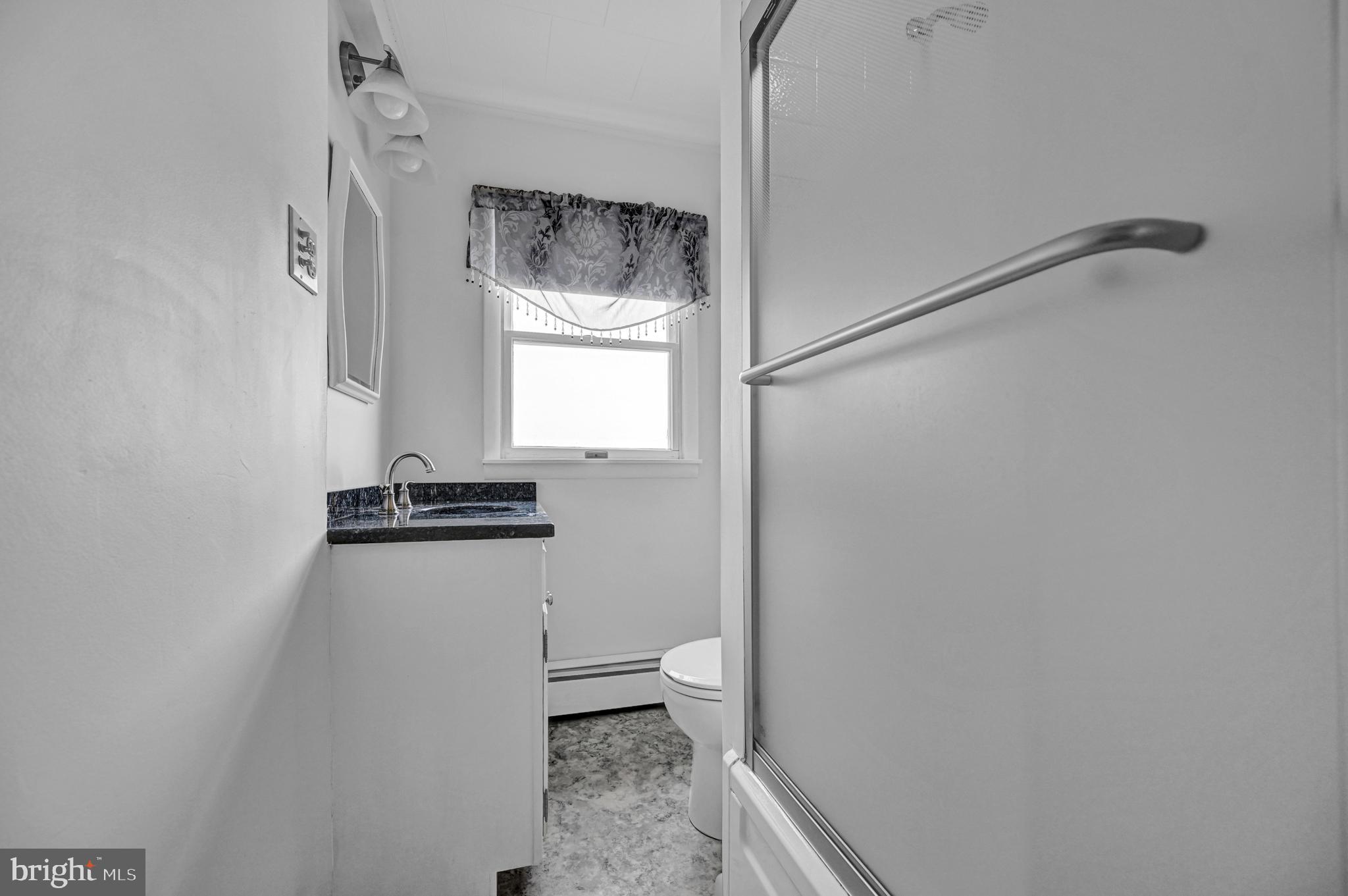 655 West Broadway Red Lion, PA 17356 - Photo 24 of 38