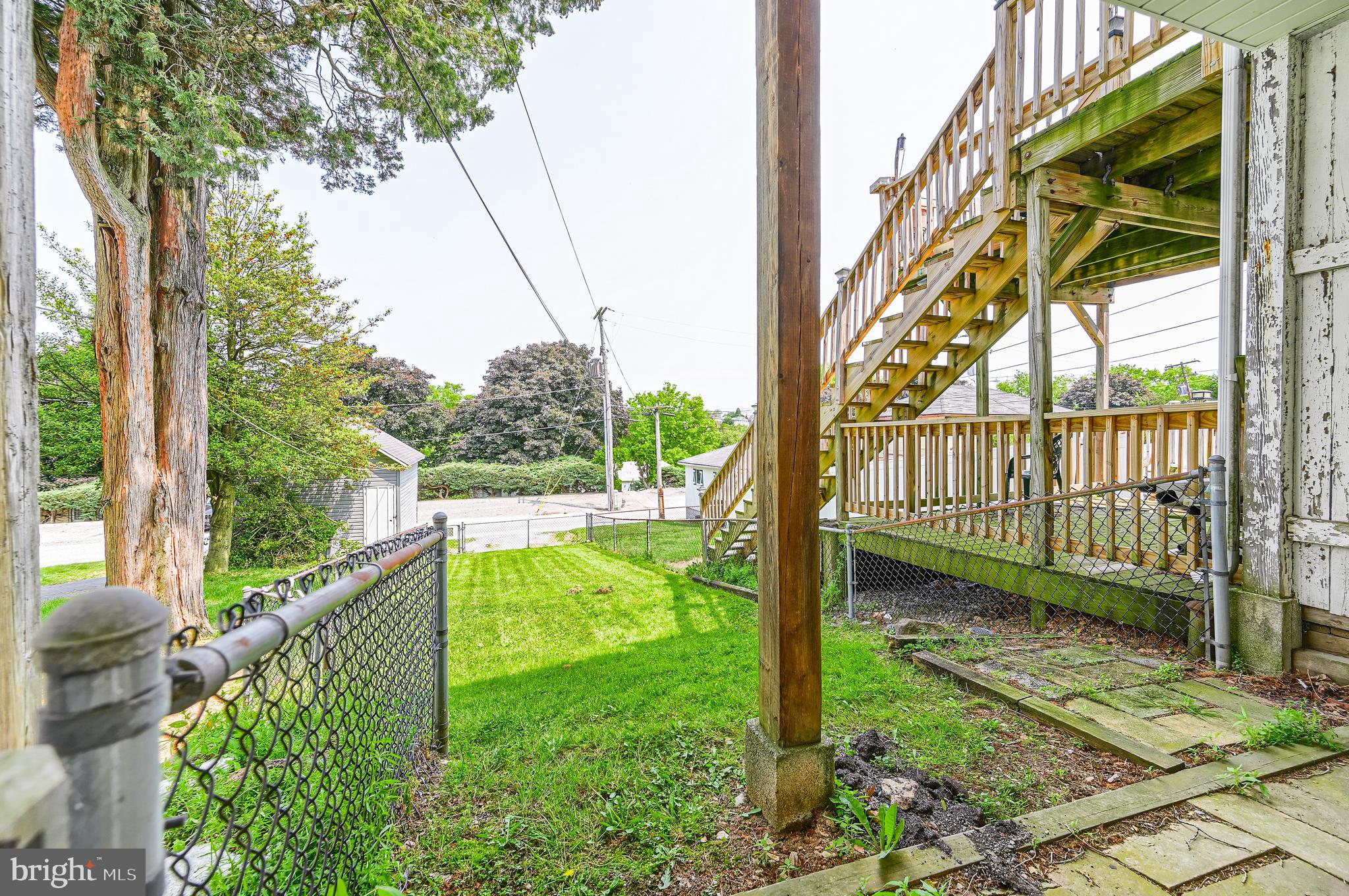 655 West Broadway Red Lion, PA 17356 - Photo 3 of 38