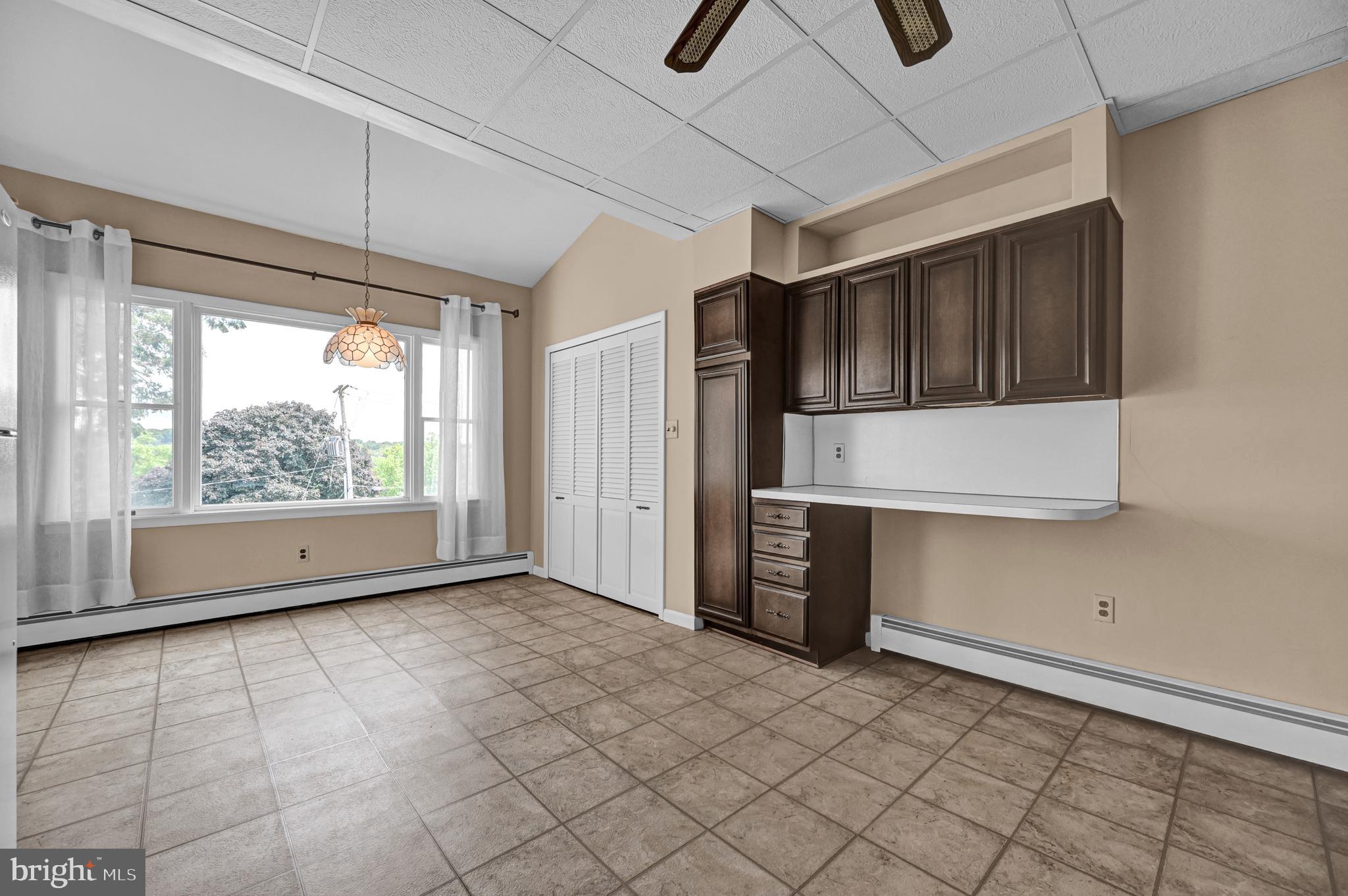 655 West Broadway Red Lion, PA 17356 - Photo 8 of 38