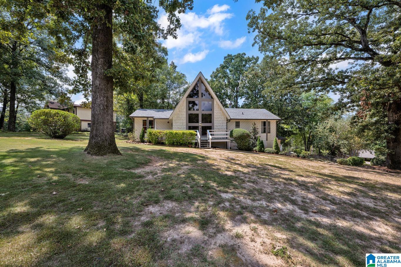 100 Cape Cod Circle Alabaster, AL 35007 - Photo 2 of 33