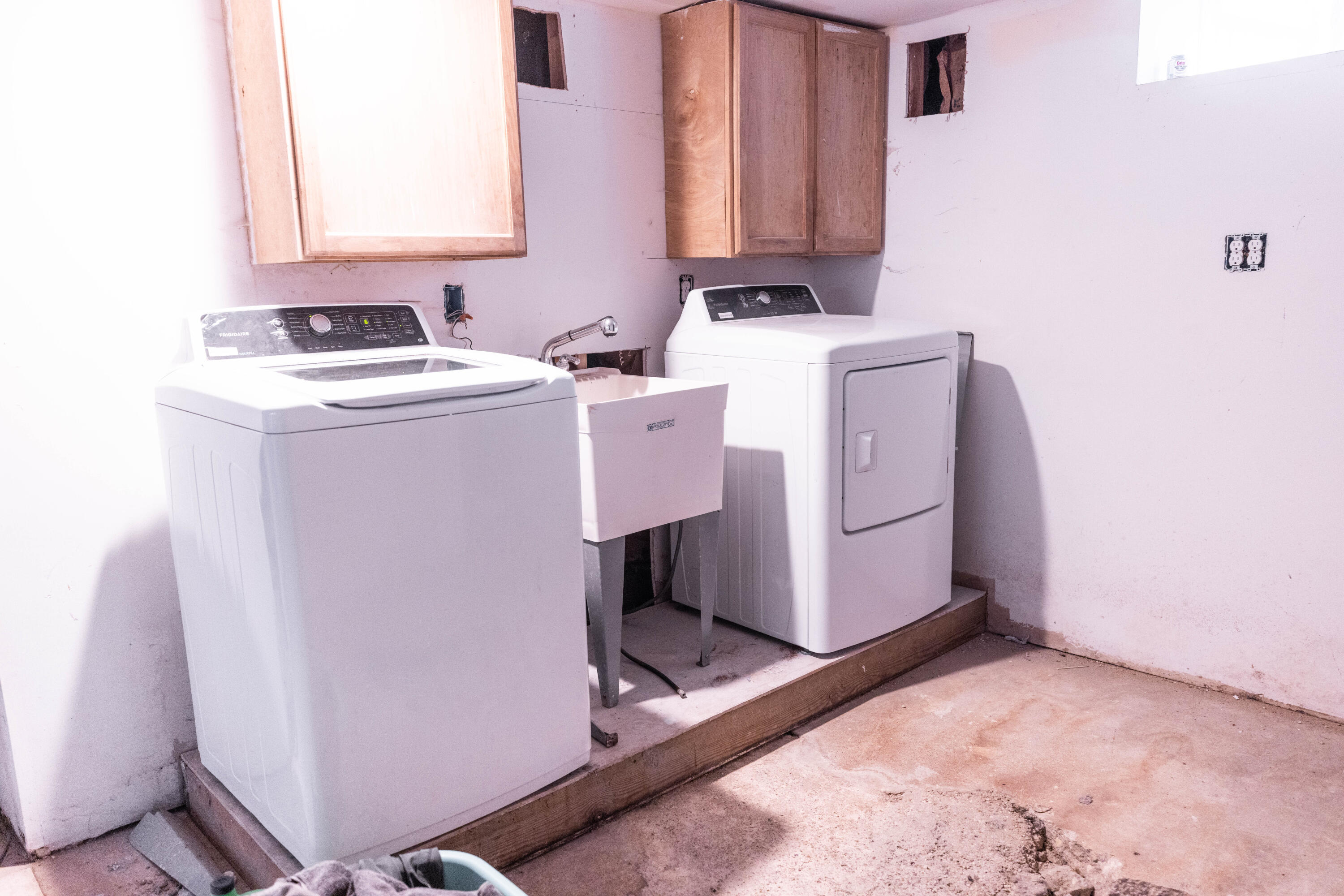 4270 Madison Street Gary, IN 46408 - Photo 18 of 21 3000x2000