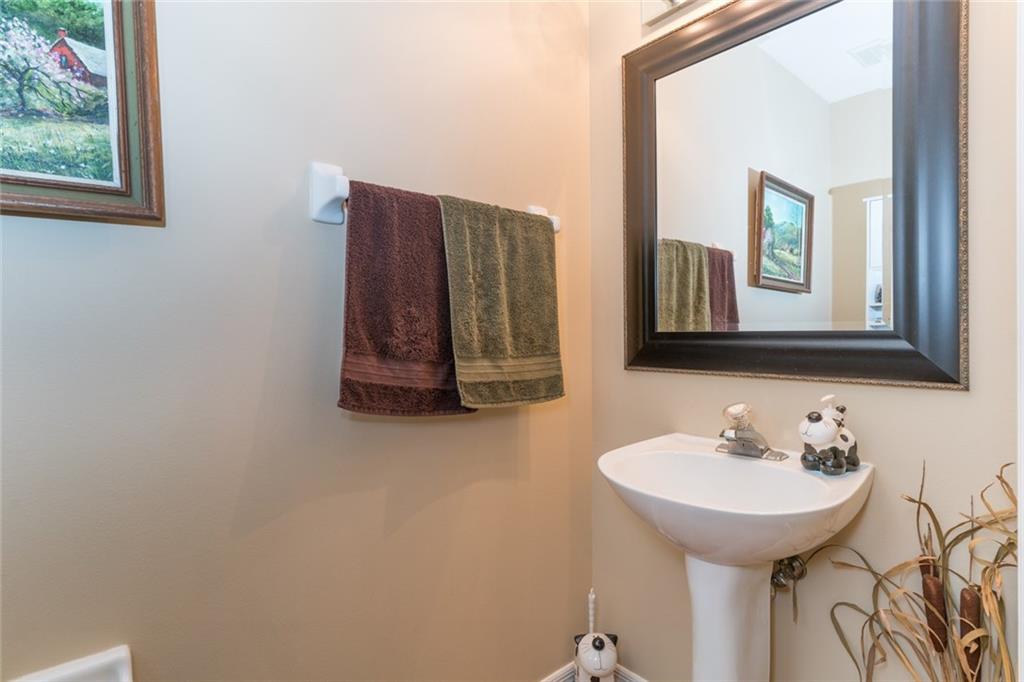143 Southwest Thrasher Way Stuart, FL 34997 - Photo 19 of 36 Gallery Image 19