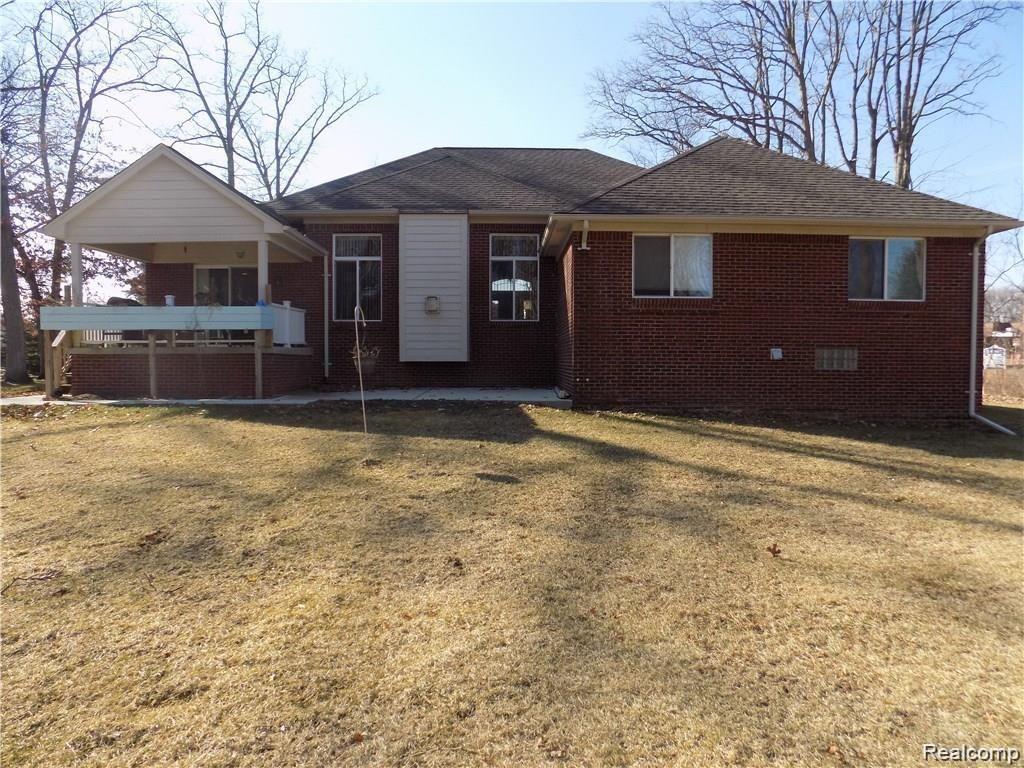 1527 John R Road Rochester Hills, MI 48307 - Photo 2 of 29