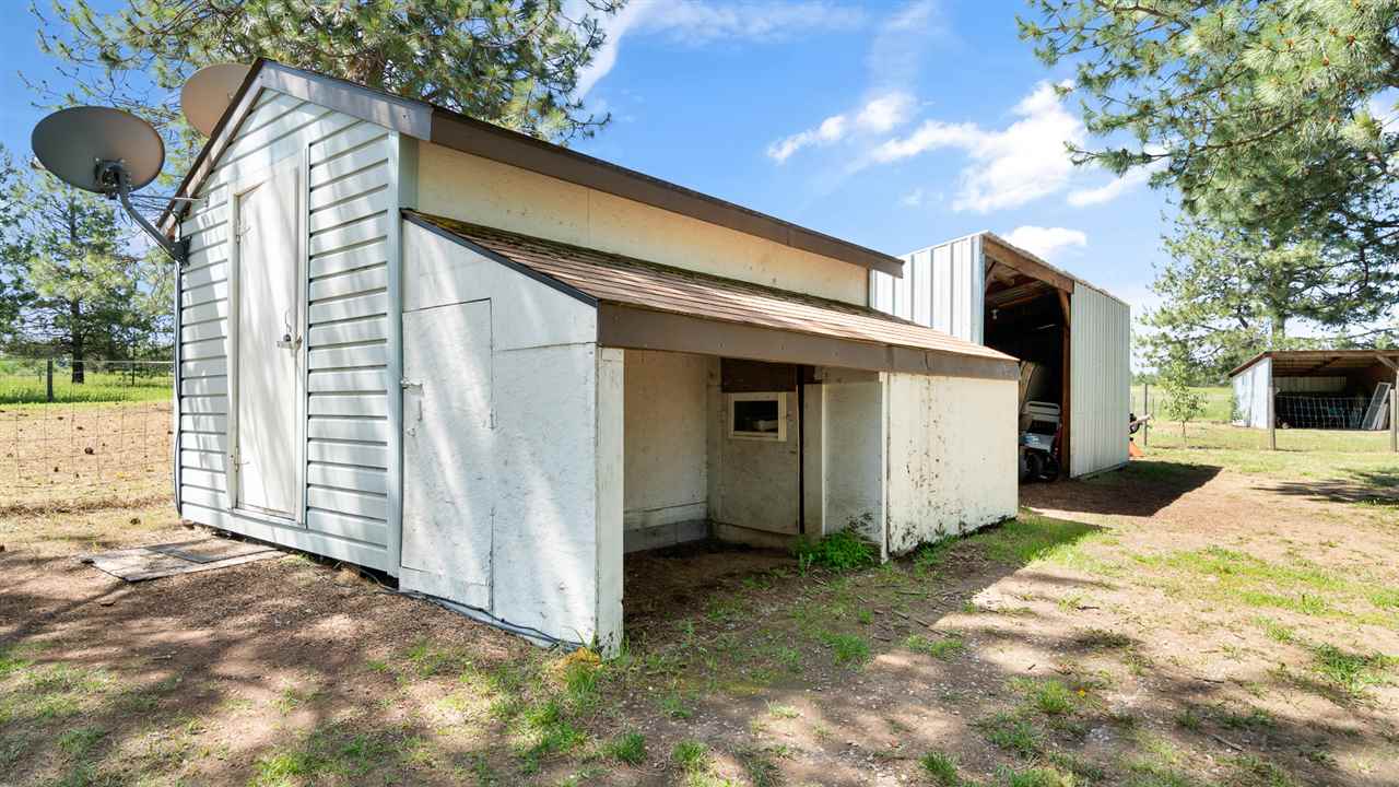 30811 North Short Road Deer Park, WA 99006 - Photo 17 of 19 Gallery Image 17