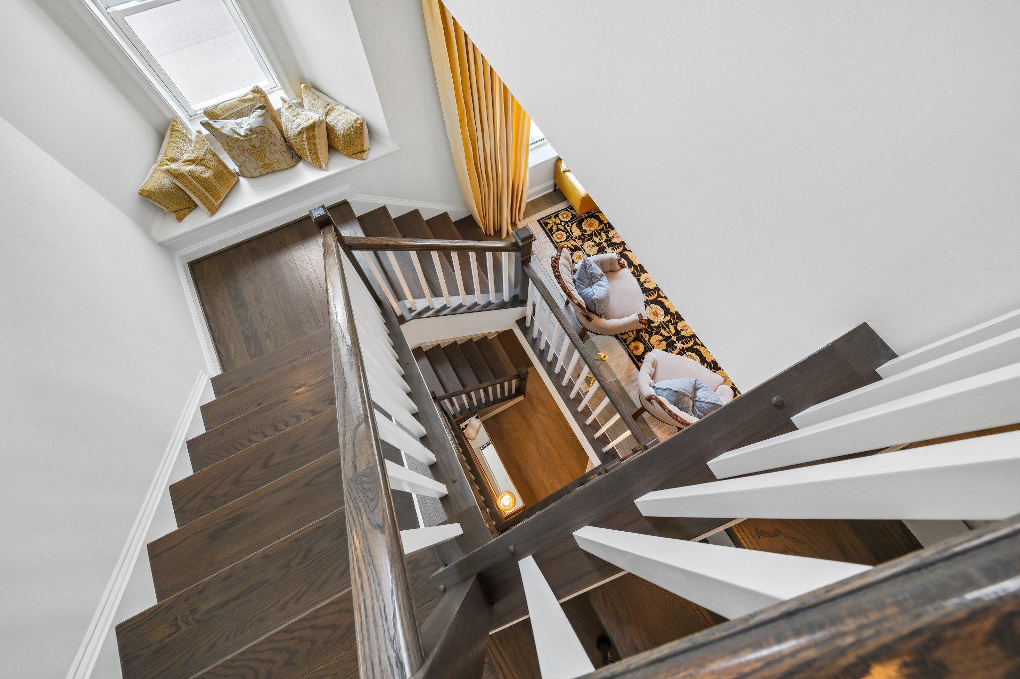 1110 Holden Road Frederick, MD 21701 - Photo 20 of 38 Staircase