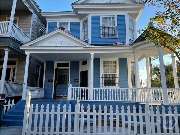 $2,100 | 201 East 39th Street, Unit B, Savannah, GA 31401