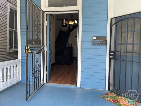 $2,100 | 201 East 39th Street, Unit B, Savannah, GA 31401