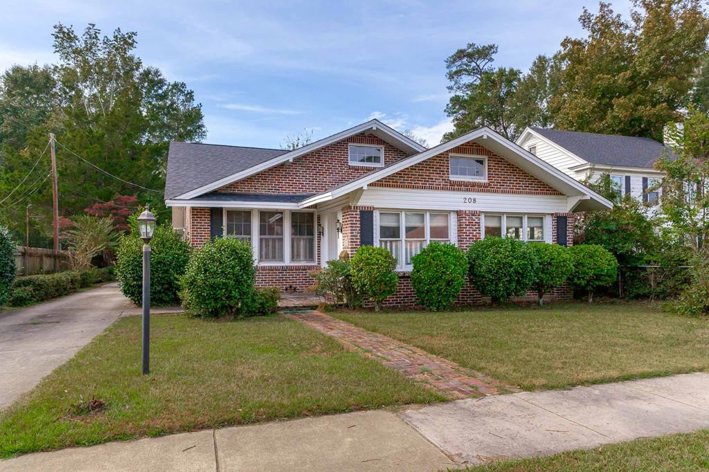 208 North Purdy Street Sumter, SC 29150 - Photo 3 of 49 Gallery Image 3
