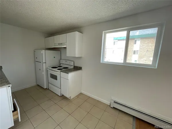 $895 | 1622 Alton Street, Aurora, CO 80010