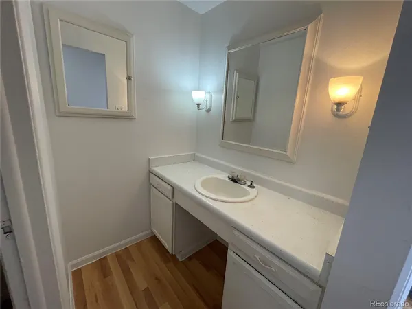 $895 | 1622 Alton Street, Aurora, CO 80010