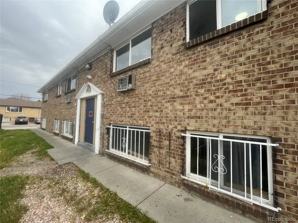 $895 | 1622 Alton Street, Aurora, CO 80010