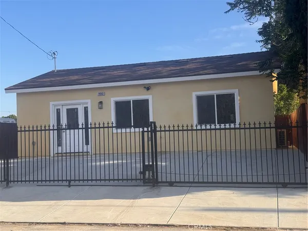 $2,500 | 7410 San Francisco Street, Highland, CA 92346