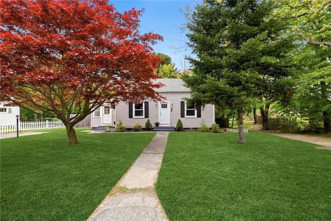 34 Wood Street Coventry, RI 02816 - Photo 1 of 36