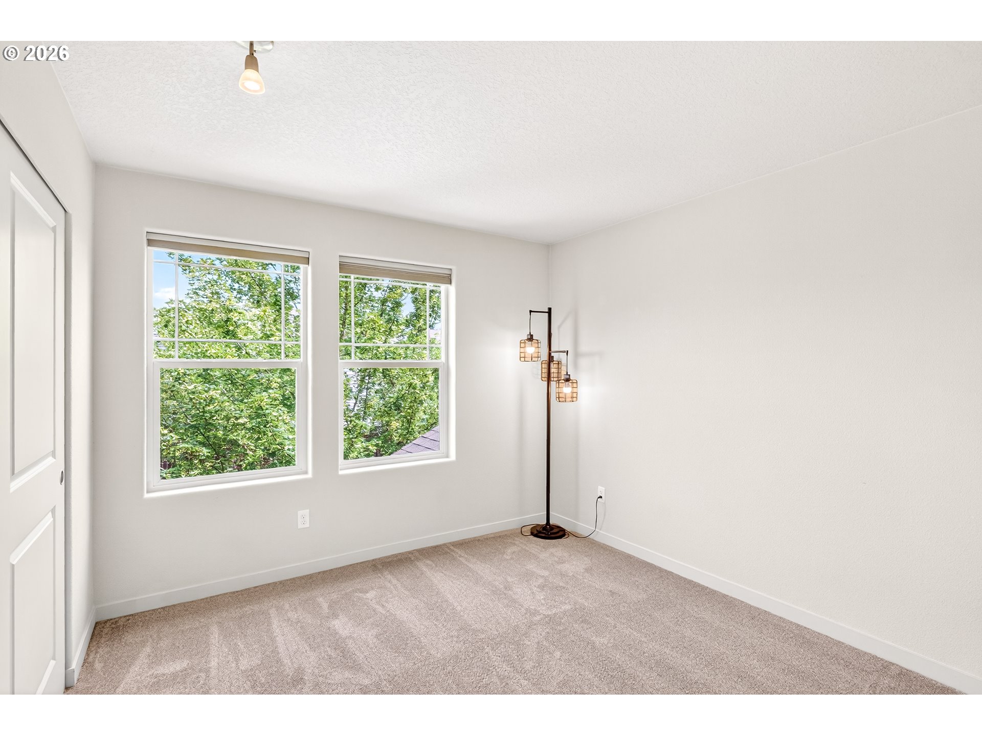 216 Northwest 117th Loop Portland, OR 97229 - Photo 16 of 26