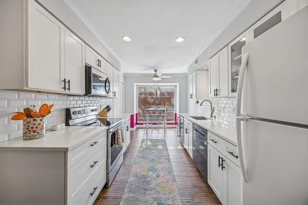 $230,000 | 10019 Regal Park Lane, Unit 207, Dallas, TX 75230