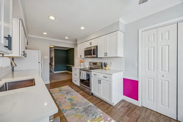 $230,000 | 10019 Regal Park Lane, Unit 207, Dallas, TX 75230