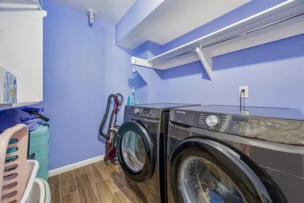 $230,000 | 10019 Regal Park Lane, Unit 207, Dallas, TX 75230