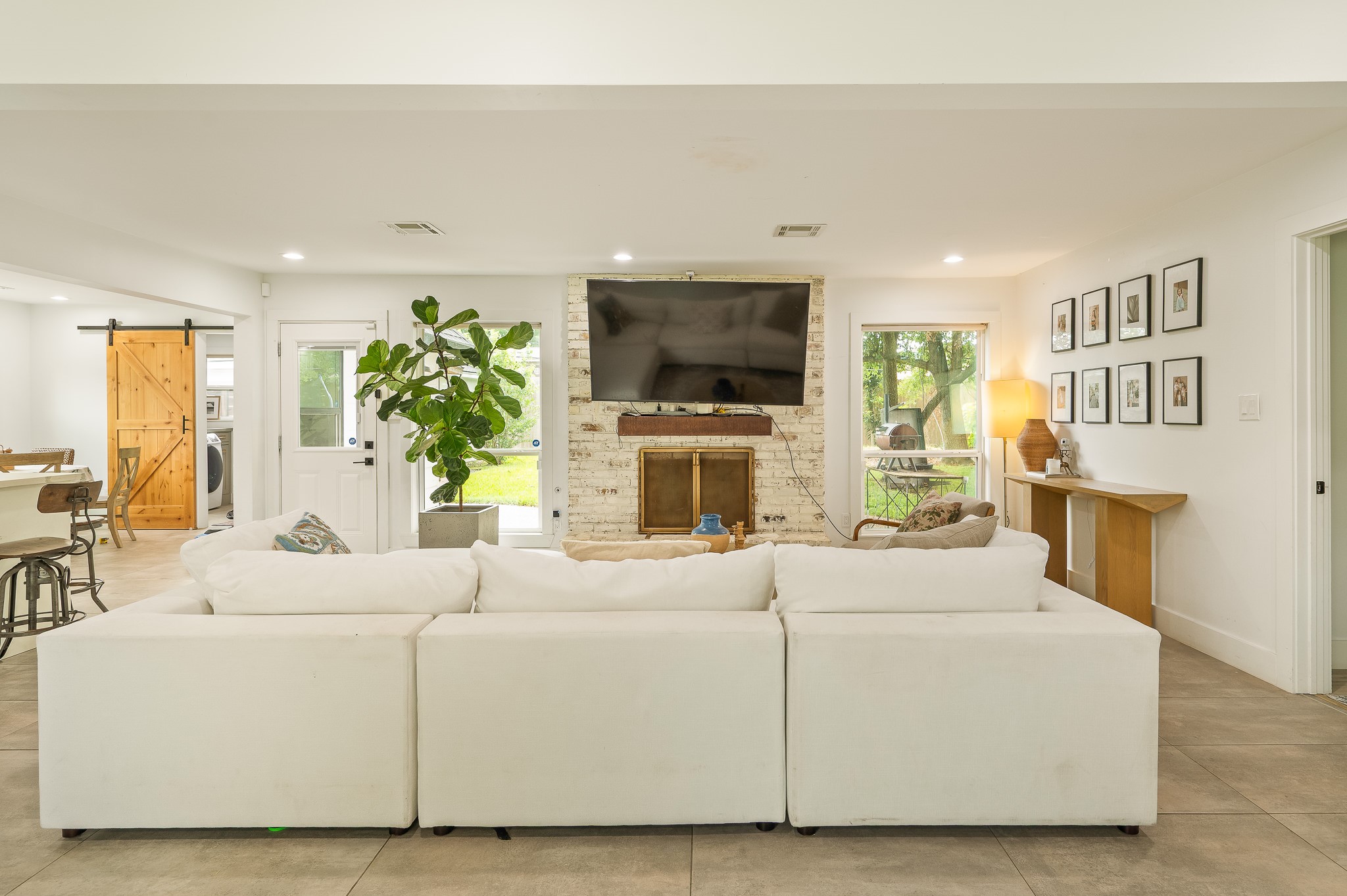 2102 Teague Road Houston, TX 77080 - Photo 5 of 42