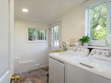 $2,699,000 | 271 Sylvan Way, Redwood City, CA 94062