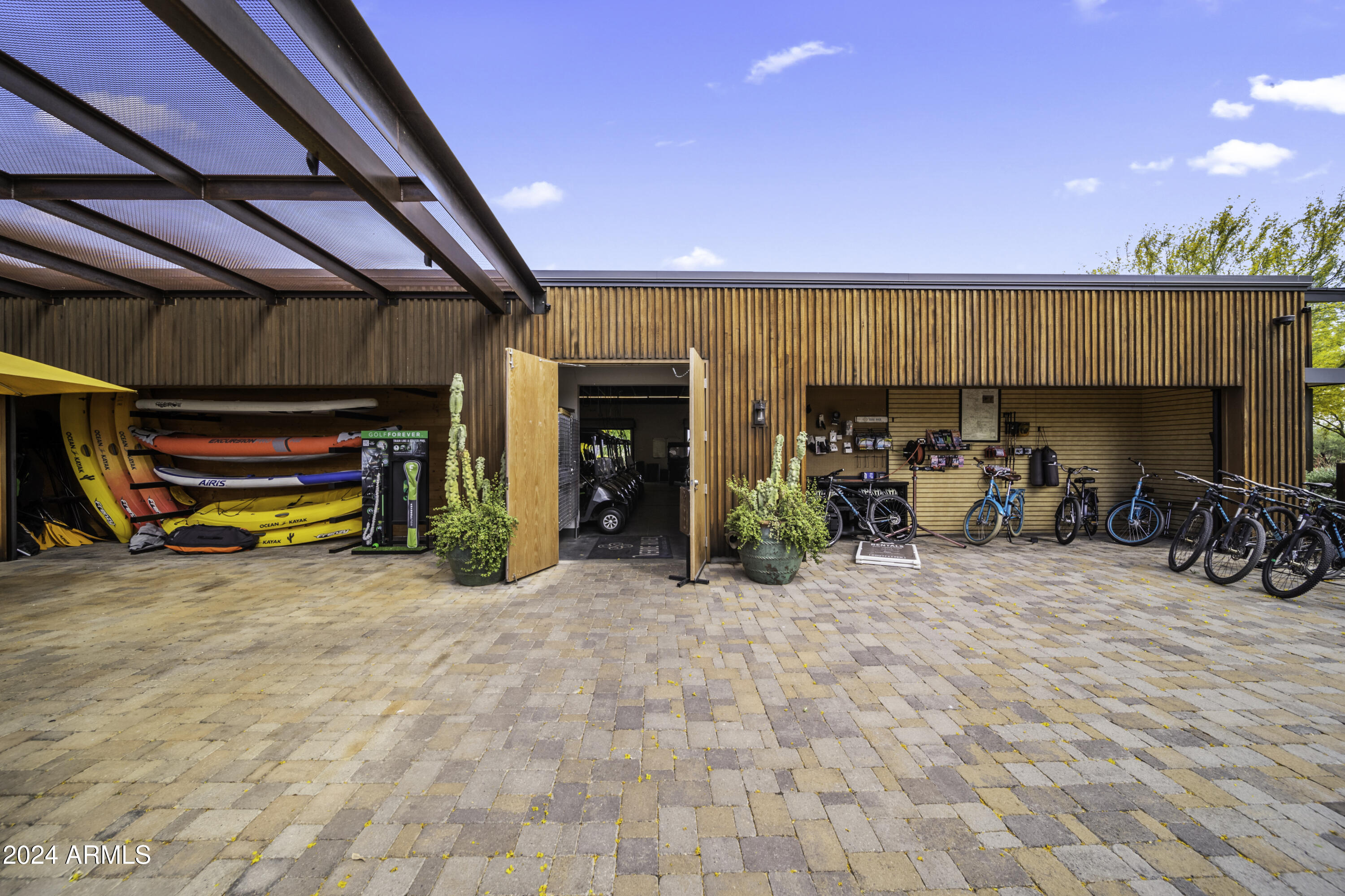 17654 Blaze Lane Rio Verde, AZ 85263 - Photo 55 of 75 15The Outfitter