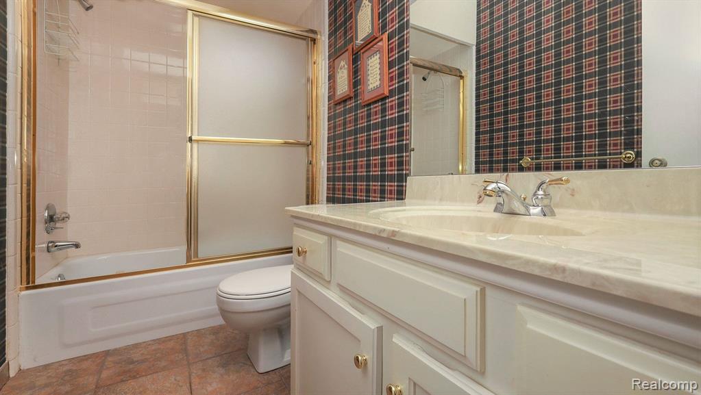 2919 Country Club Drive Rochester Hills, MI 48309 - Photo 20 of 23