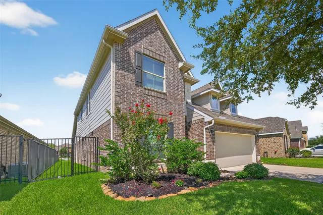 $425,000 | 19942 Whistle Creek Lane, Cypress, TX 77433