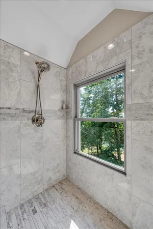 $1,200,000 | 209 Moonshine Drive, Jasper, TN 37347