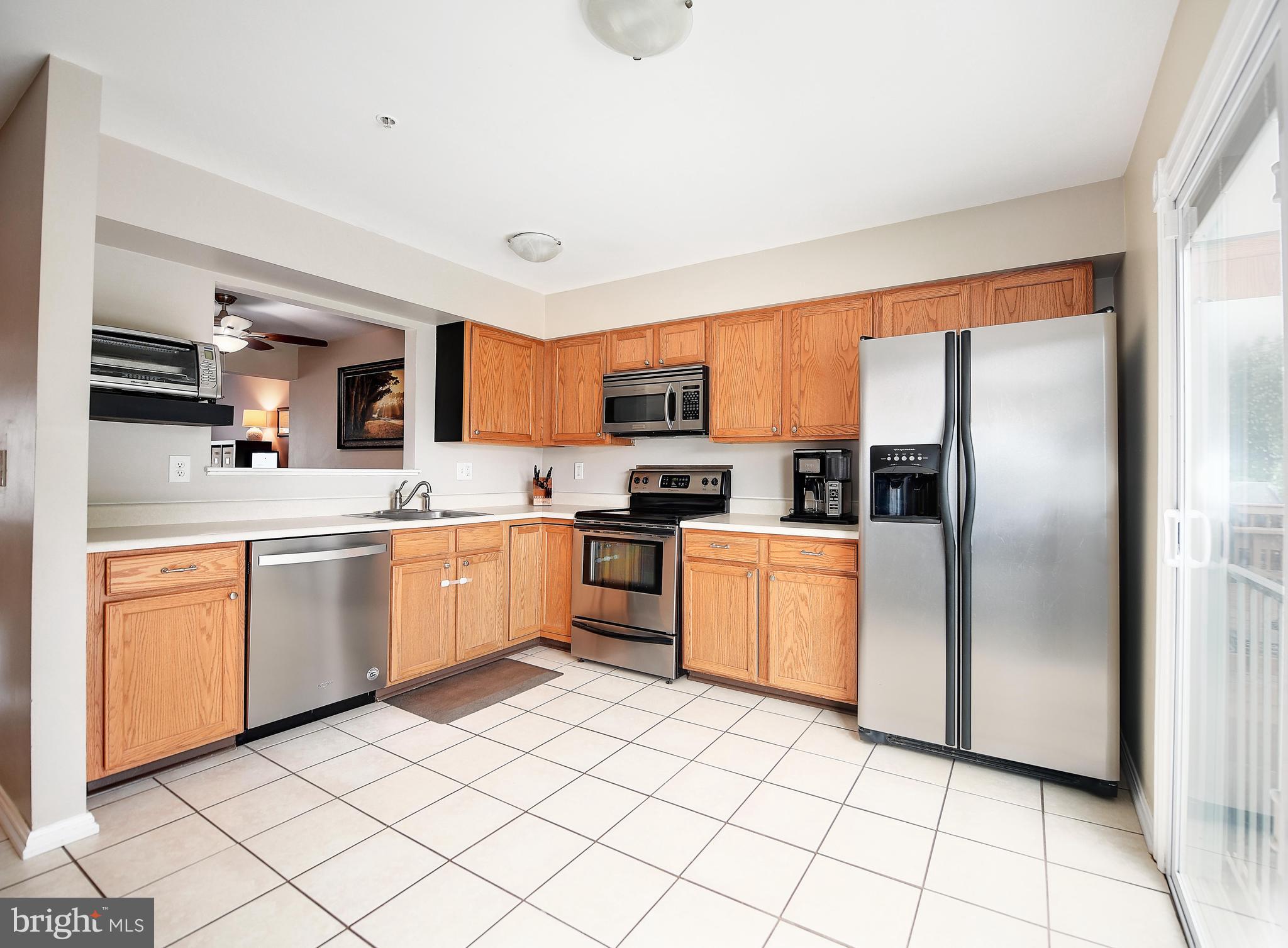 652 Hunting Fields Road Middle River, MD 21220 - Photo 2 of 32 Open eat-in kitchen