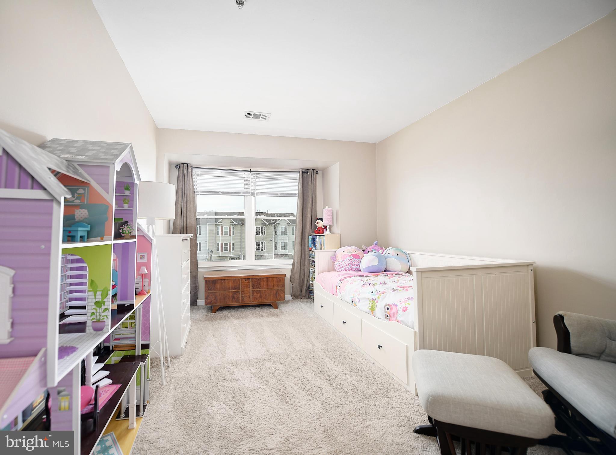 652 Hunting Fields Road Middle River, MD 21220 - Photo 23 of 32 First bedroom