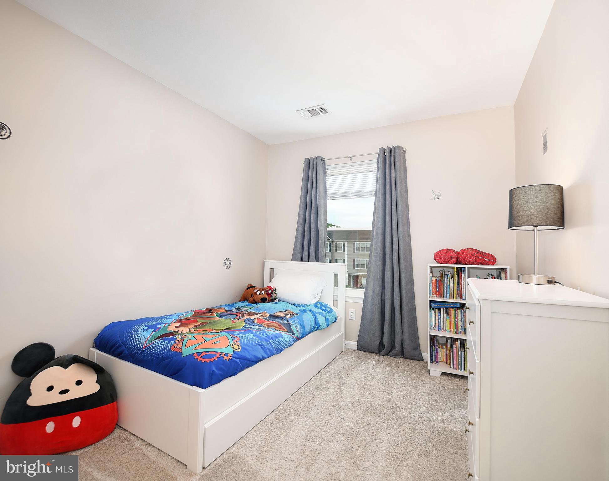 652 Hunting Fields Road Middle River, MD 21220 - Photo 24 of 32 Second bedroom