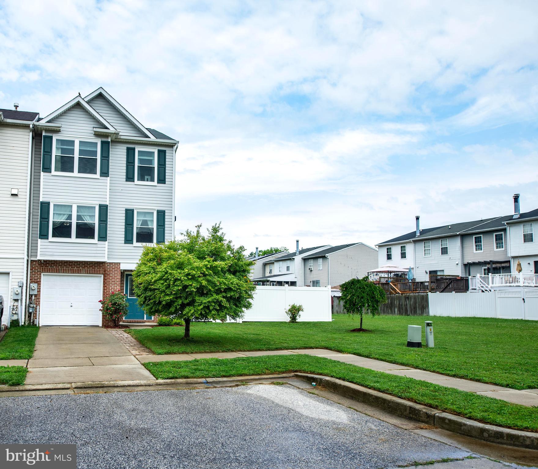 652 Hunting Fields Road Middle River, MD 21220 - Photo 31 of 32 Plenty of parking