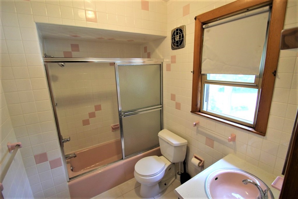 60 Strathmore Road Methuen, MA 01844 - Photo 8 of 14 Gallery Image 8