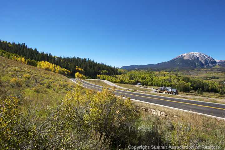 425 Angler Mountain Ranch Road North Silverthorne, CO 80498 - Photo 2 of 7 Exterior Front.
