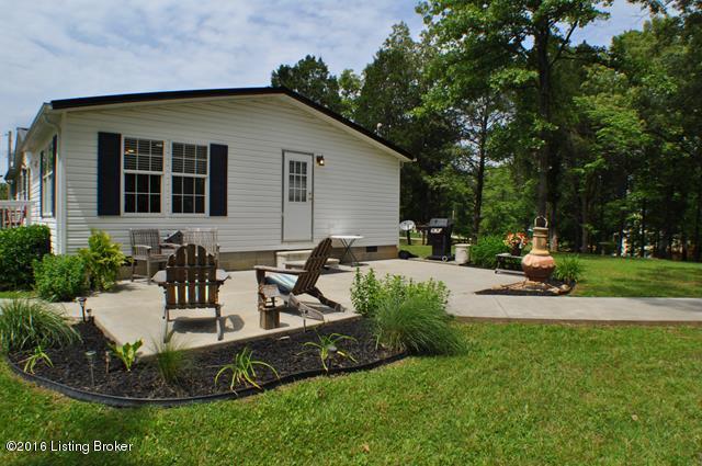 1270 Garrett Road Brandenburg, KY 40108 - Photo 3 of 39 DSC_0458 (Copy)