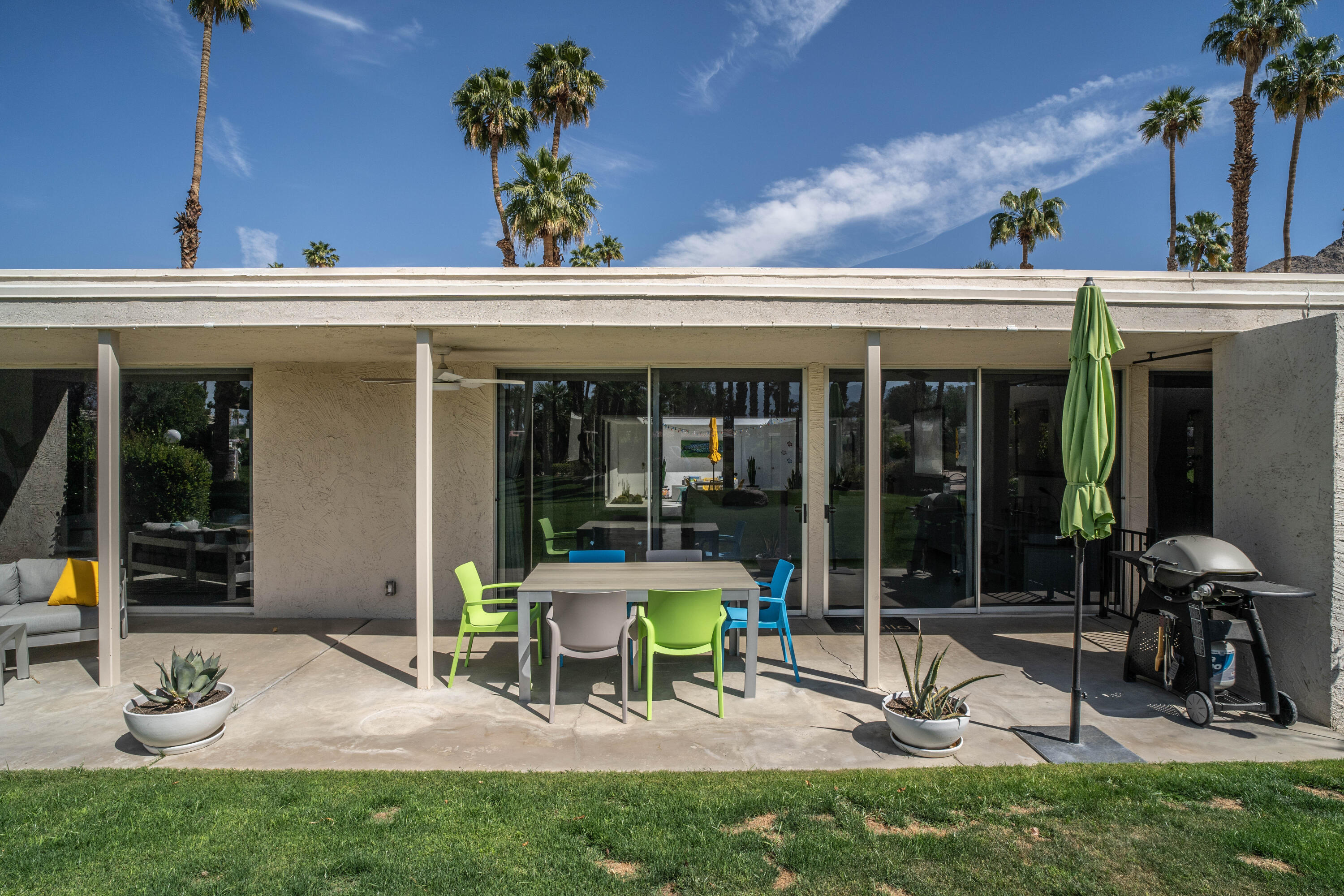 45705 Pawnee Road Indian Wells, CA 92210 - Photo 62 of 68 Spacious covered patio west views