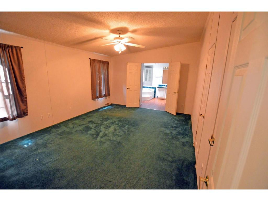 531 Piney Grove Road Hampton, TN 37658 - Photo 17 of 27 BR 1